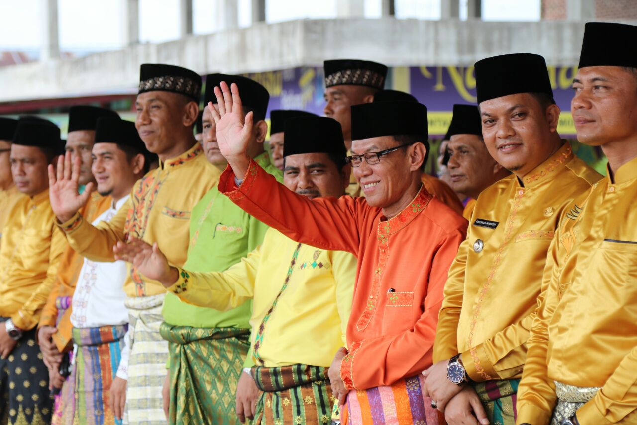 Wabup Lepas Pawai Taaruf MTQ XVI Kabupaten Pelalawan  